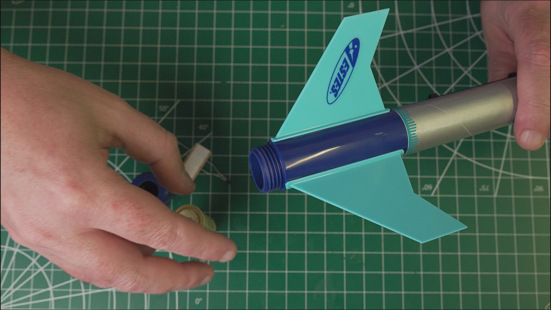 18mm Model Rocket Engine Assembly How-to
